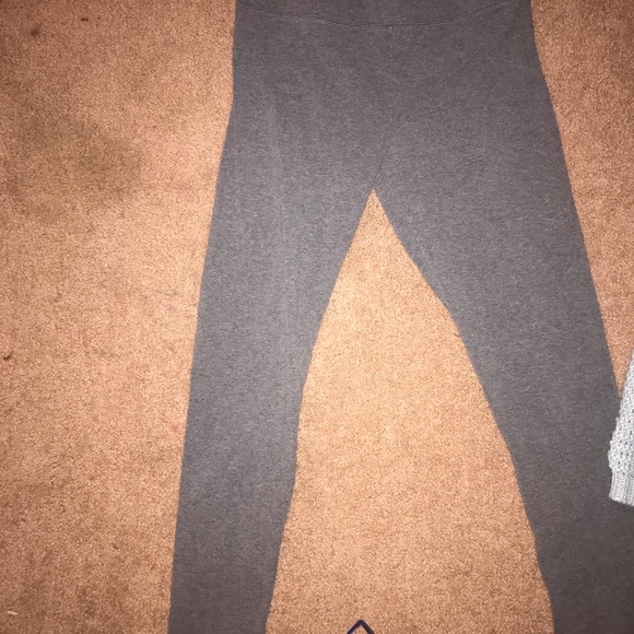 american eagle grey leggings - Picture 1 of 1